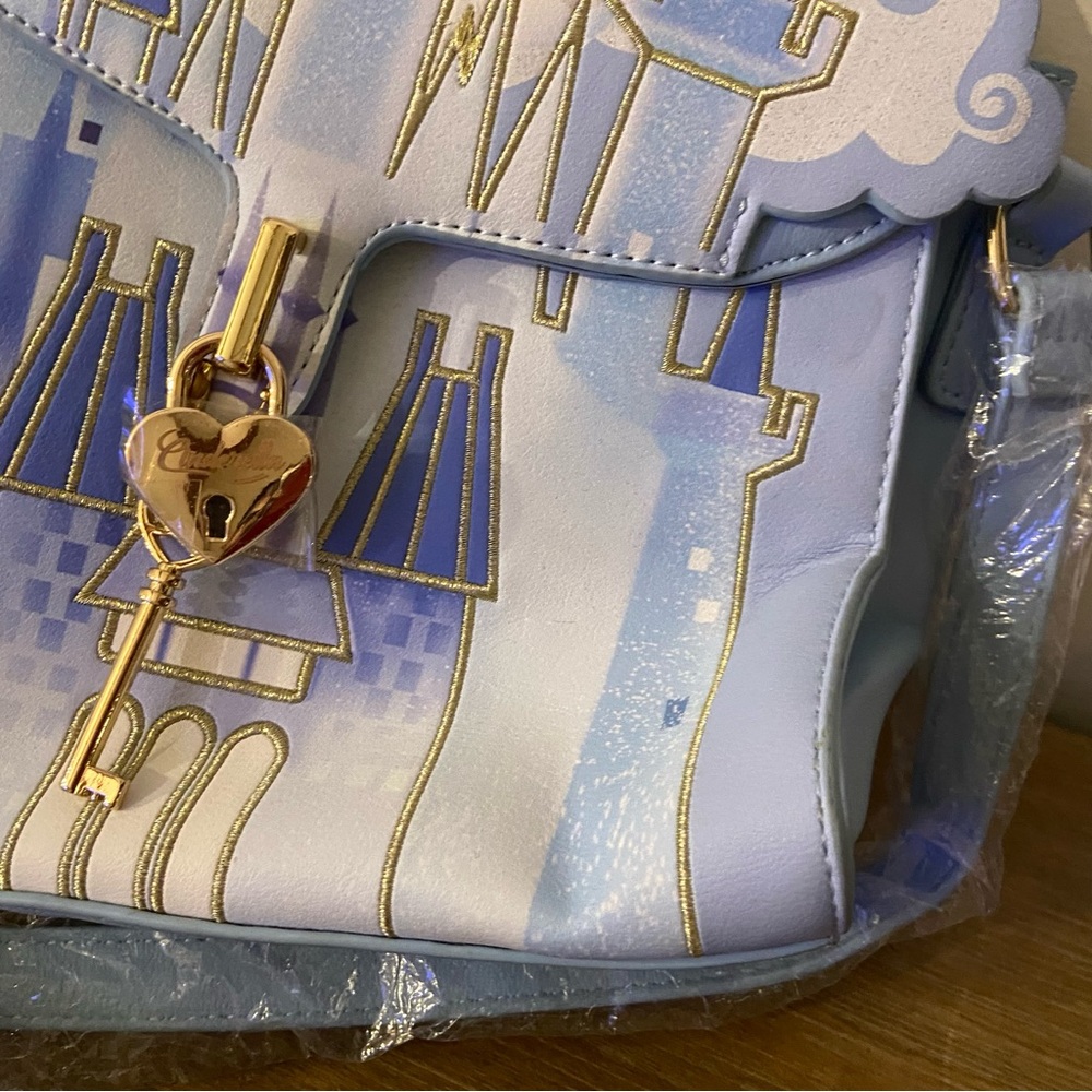 Danielle Nicole Disney Cinderella’s Royal Castle … - image 6